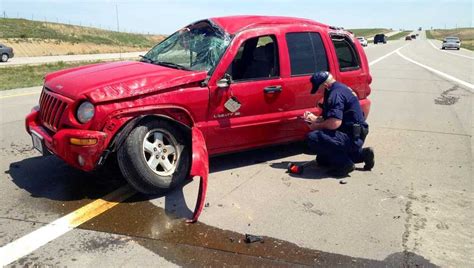 Rollover Crash Injures 2 On Interstate 70