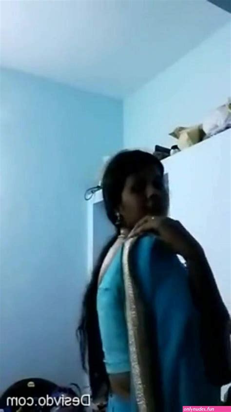 tamil aunties open bathing phoyos only nudes pics