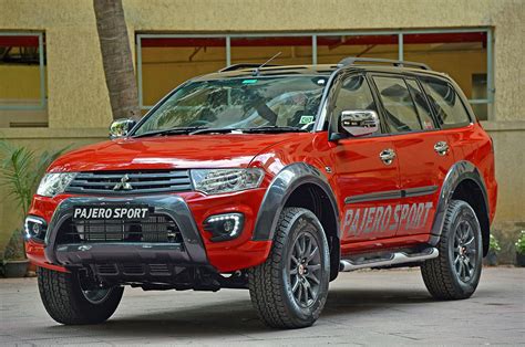 2017 Mitsubishi Pajero Sport Select Plus Images Interior Details