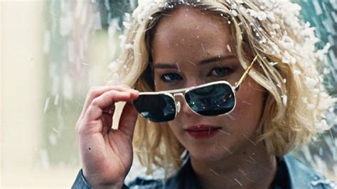 Enjoy your free full hd movies! Joy Trailer 2015 Jennifer Lawrence, Bradley Cooper Movie ...