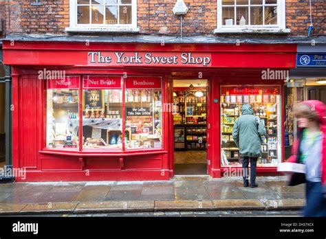 The York Sweet Shop York Uk 2021 Stock Photo Alamy