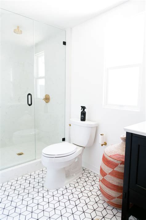 #hashtagdecor later modern modular bathroom design ideas 2020, small bathroom floor tiles, modern bathroom wall tile design ideas. Jaclyn Johnson's Small Diamond Bathroom Floor | Fireclay Tile