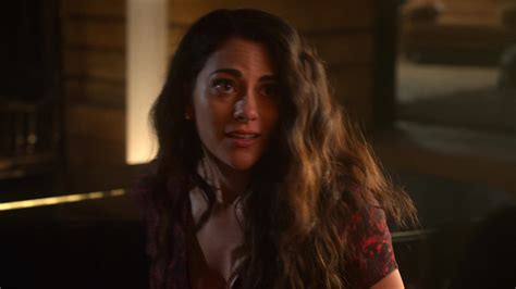 4x08 Super Bad Boyfriend Captures 0034 Inbar Lavi Love