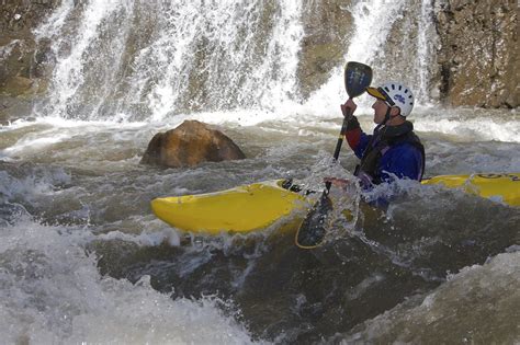 Outdoor Retailers Chute Out Kayak Race A Kayaker Passes Flickr