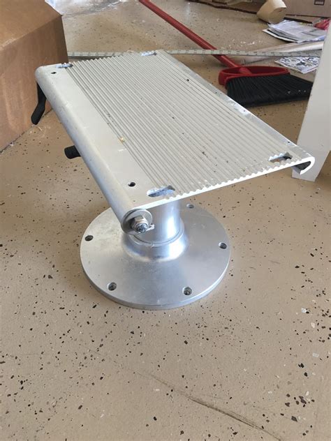 Garelick Seat Pedestal The Hull Truth Boating And Fishing Forum