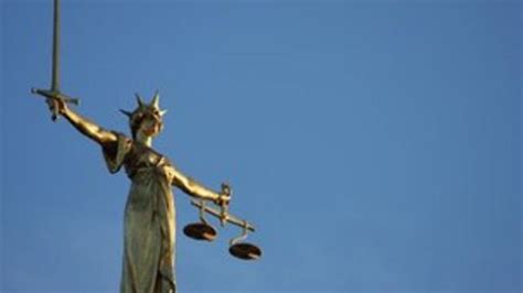 Leading Lawyers Criticise Plans To Restrict Legal Aid Bbc News