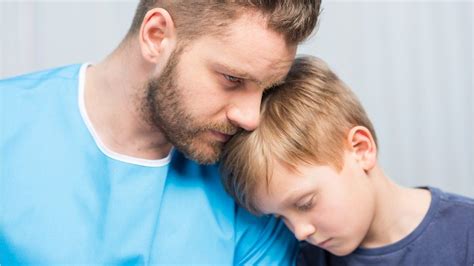 Depression link between fathers and teenage children, says study - BBC News