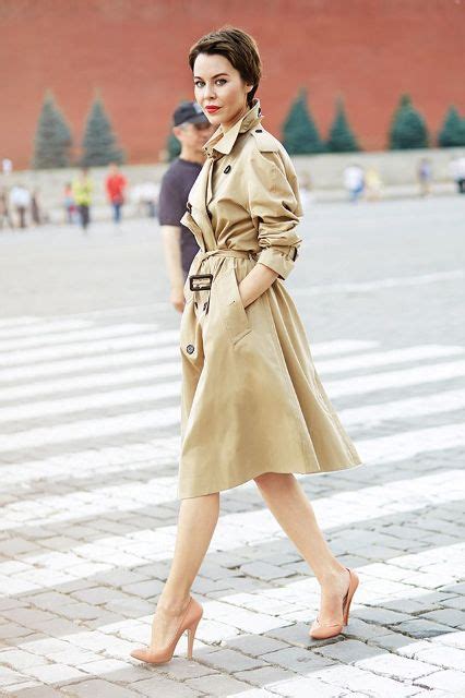 Perfect Fall Outfits With A Nude Trench Coat Styleoholic