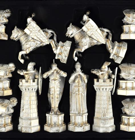 The Wizards Chess Set From Harry Potter And The Philosophers Stone Ebay