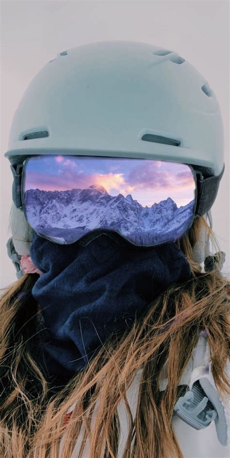 snowboarding pictures snowboarding style snowboarding aesthetic girl skiing aesthetic outfits