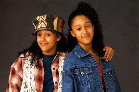 Sister Sister Reboot: The best in 90s fashion from our fave TV twins ...