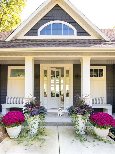 10 Beautiful Fall Porches Front Porch Decorating Fall Front Porch
