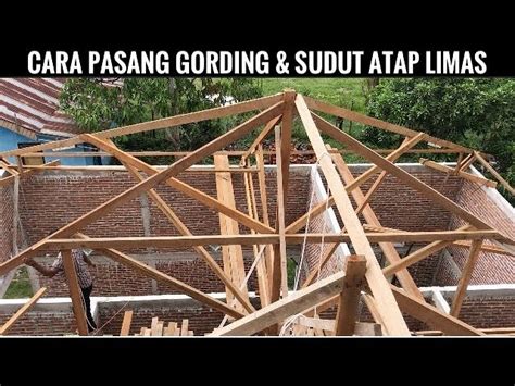 √ Jarak Reng Kayu Atap Genteng