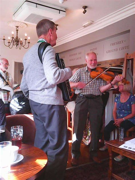 Folk Music Singaround In Pub Sevenoaks Summer Festival