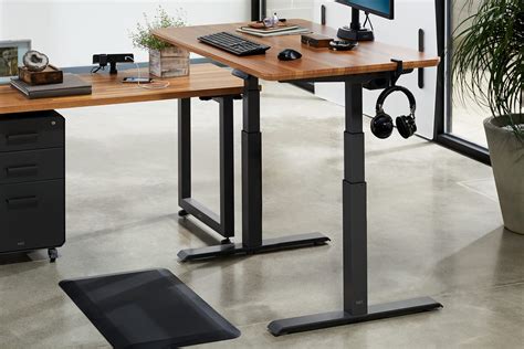 The 3 Best Standing Desks In 2021 Reviews By Wirecutter