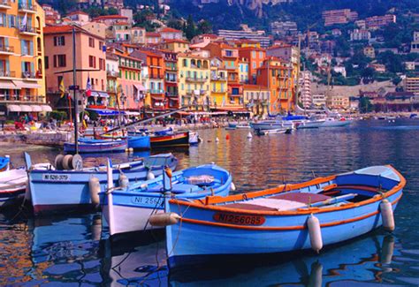 Port De Villefranche Sur Mer Vacances Arts Guides Voyages