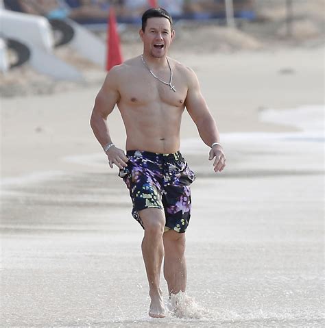 Mark Wahlberg Wife Rhea Durham Rock Their Toned Bodies On Beach
