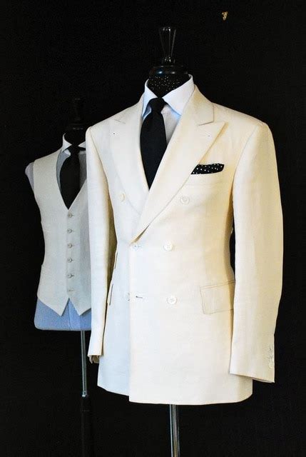 White Double Breasted Mens Suit Prom Groom Tuxedos Groomsmen Wear