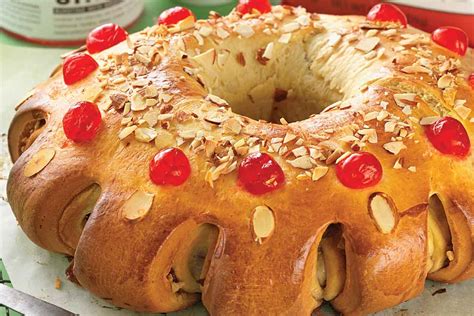 Tres leches means three milks. this cake gets its name because it uses three kinds of milk—evaporated, condensed and cream. 21 Best Mexican Christmas Bread - Most Popular Ideas of ...