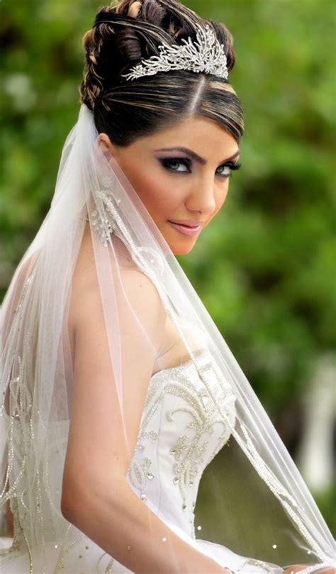 Wedding Hairstyles For Long Hair With Veil And Tiara