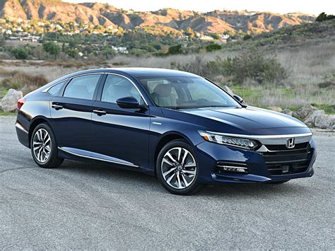Read expert reviews on the 2020 honda accord from the sources you trust. 2020 Honda Accord Hybrid Test Drive Review - CarGurus
