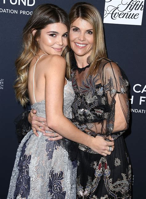 Everything To Know About Olivia Jade Lori Loughlins Daughter Named In