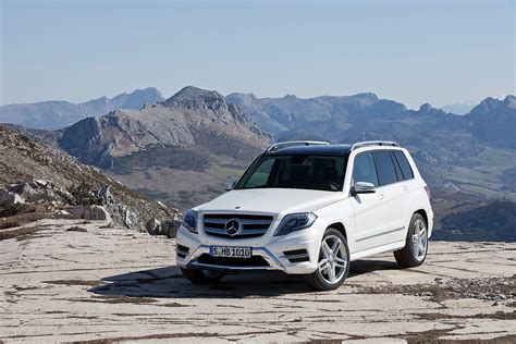 This car has received 5 stars out of 5 in user ratings. MERCEDES BENZ GLK-Klasse (X204) specs - 2008, 2009, 2010, 2011, 2012, 2013, 2014, 2015, 2016 ...