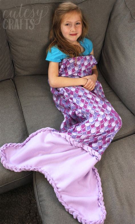 Body and tail and then joined. No-Sew Fleece Mermaid Tail Blanket Pattern - Cutesy Crafts