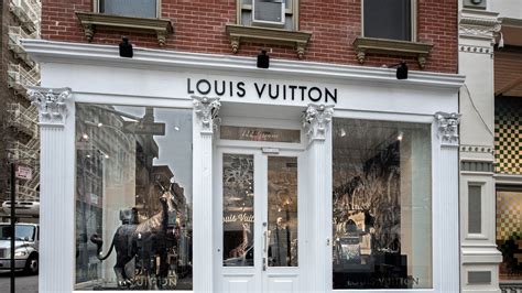 Louis Vuitton Opens Mens Only Pop Up Shop In New York Gq