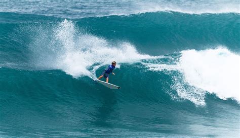Vans World Cup Of Surfing Goes Off At Massive Sunset Beach