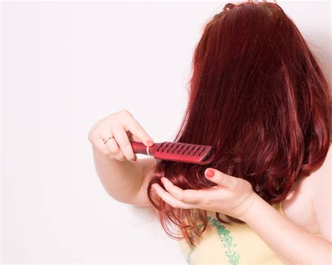 Some doctors recommend stopping, while others say that it's ok to continue. How to Dye Your Hair a Crayola Color: 12 Steps (with Pictures)