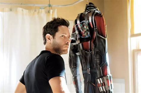 New Ant Man Photos Give Us A Look At Paul Rudds Costume