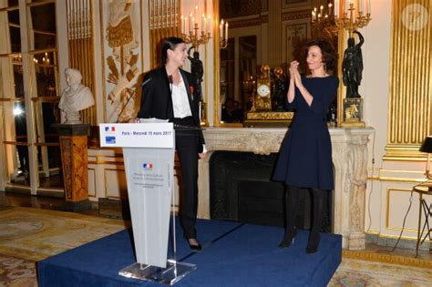 Photo Marie Agnès Gillot Et Audrey Azoulay à La Cérémonie De Remise