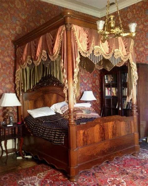 Pin By Barnes Davis On Beds ~ ~ ~ ~ ~ ~ Victorian Home Decor