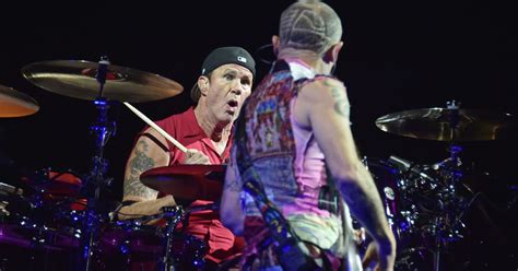 Watch Red Hot Chili Peppers Michigan Loving Drummer Has Rude Surprise