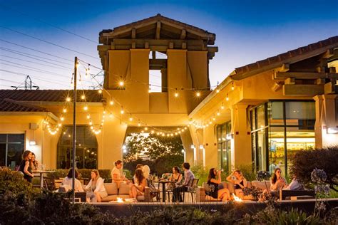 Top 8 Restaurants For Outdoor Dining In San Mateo County