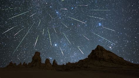 Live Perseid Meteor Shower Creates Dazzling Night Sky Cgtn
