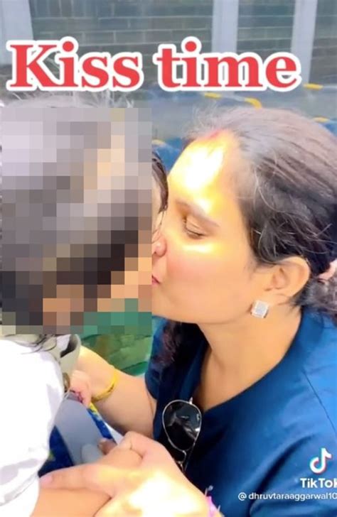 kissing daughter on lips sydney mum slammed after train tiktok daily telegraph