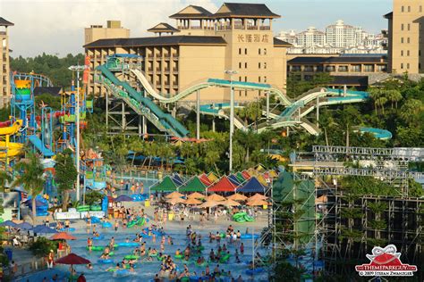 Visited this water park with my wife and 12 year old daughter. Chimelong Waterpark - photographed, reviewed and rated by ...