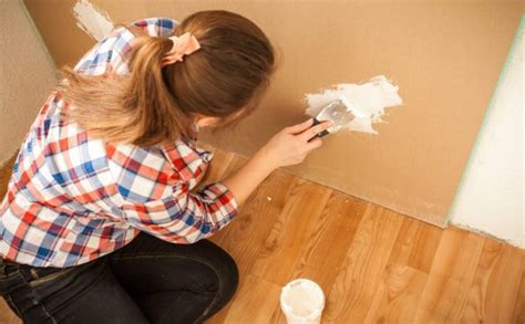 A Quick Guide To Patching Up A Small Hole In Drywall Drywall By Local