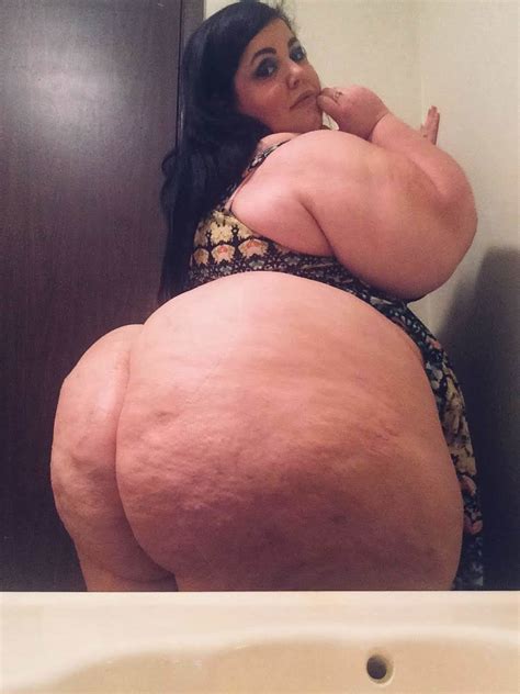 Super Fat Booty Shesfreaky