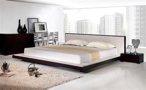 Grab all of the easy details over at curbly. Modern King Size Bed Frame - HomesFeed