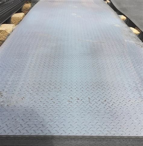 Hot Rolled Carbon Standard Steel Checkered Plate Q235b Checked Steel