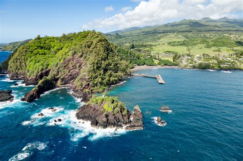Best neighborhoods in hana, hawaii: Hana Rainforest and Waterfalls - Pacific Helicopter ...