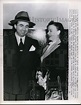 1951 Press Photo Mickey Cohen w/ wife Lavonne at Los Angeles Federal ...