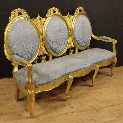 We carry a wide range of classic furniture styles, all of which bear the mark of true italian ingenuity and workmanship. Antique Great Italian sofa in gilded wood | ANTIQUES.CO.UK