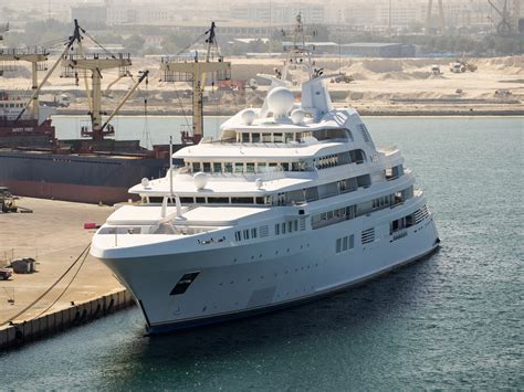 Dubai Yacht Sheikh Mohammeds 500m Superyacht