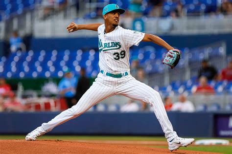 Marlins Eury Pérez Allows 2 Runs Strikes Out 7 In Debut 20 Year Olds Stuff Lives Up To The