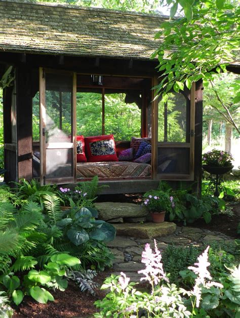 20 Amazing Sleeping Porch Ideas For A Dreamy Escape Sleeping Porch