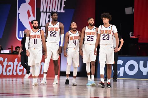 It is often said that the sun is an ordinary star. Suns Surprise Players By Getting Family Members to Announce Starting Lineup